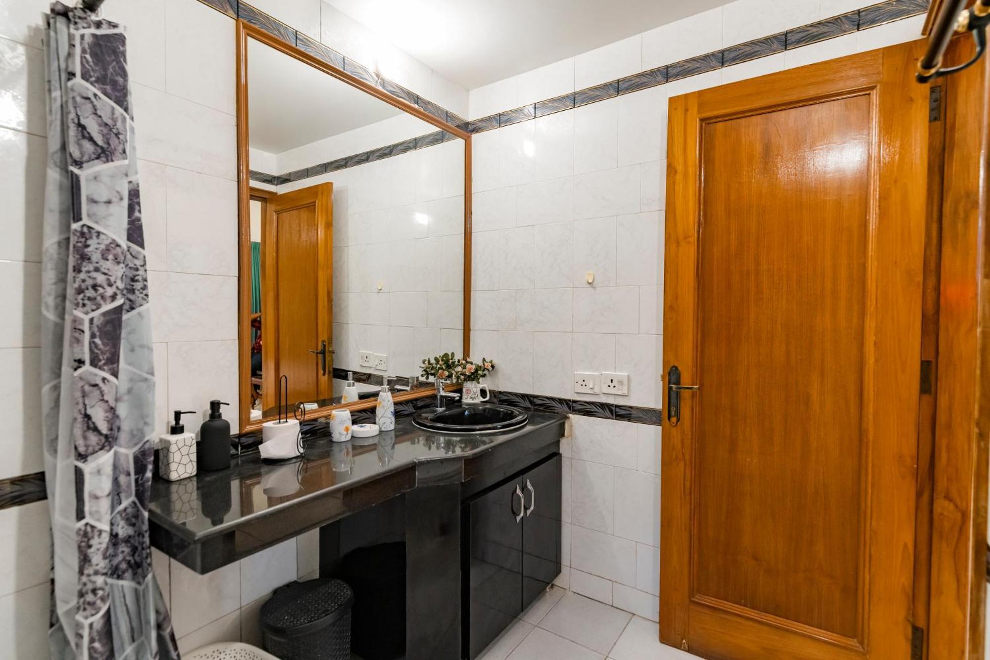 Saffronstays Doon Garden Villa - Near Doon School And Mall Road Dehradun Eksteriør billede