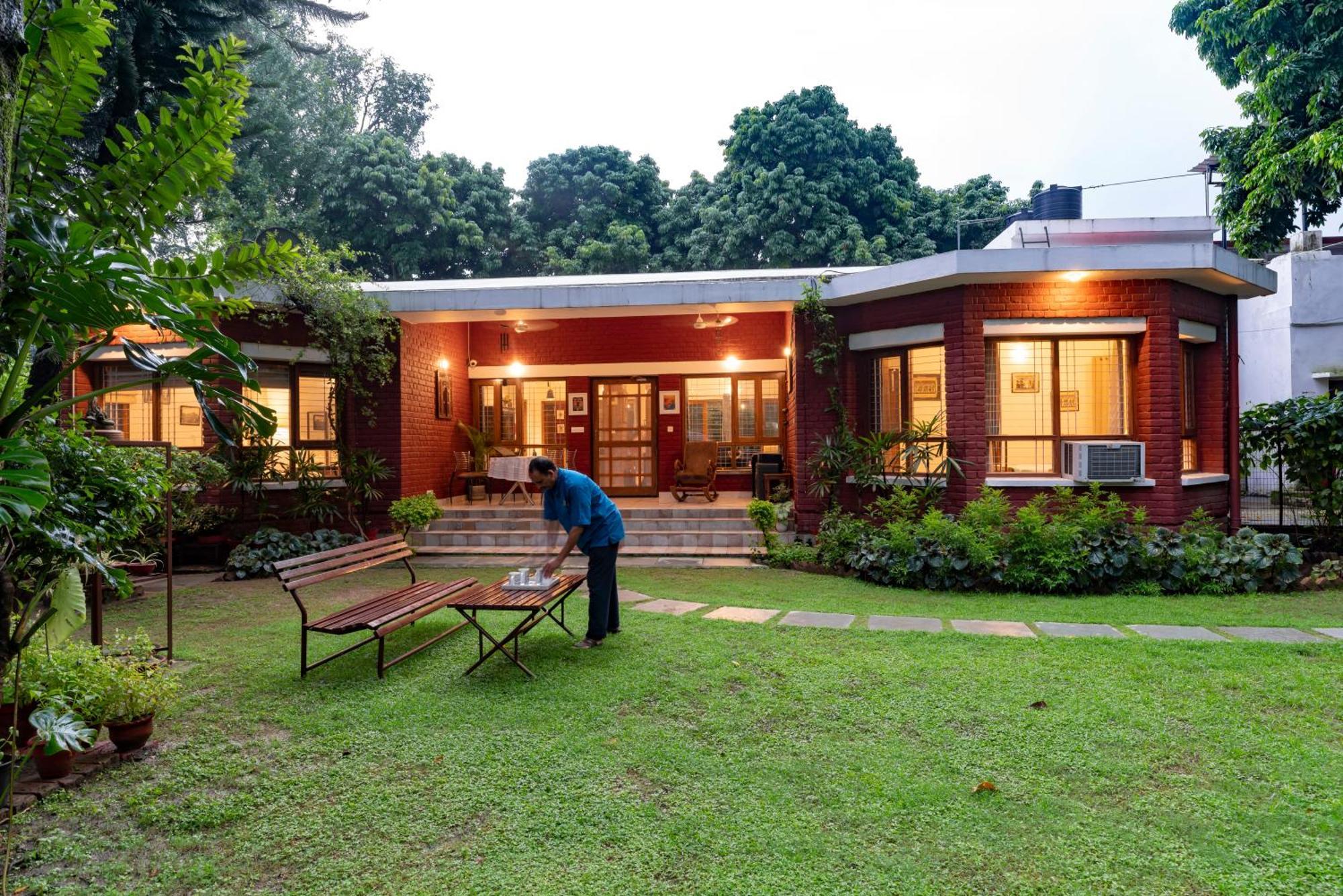 Saffronstays Doon Garden Villa - Near Doon School And Mall Road Dehradun Eksteriør billede